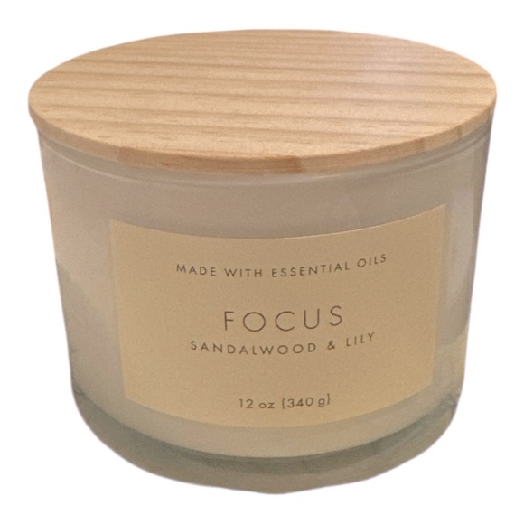 Threshold “Focus” Candle – Sandalwood & Lily – 12 oz – Essential Oils - Picture 1 of 4